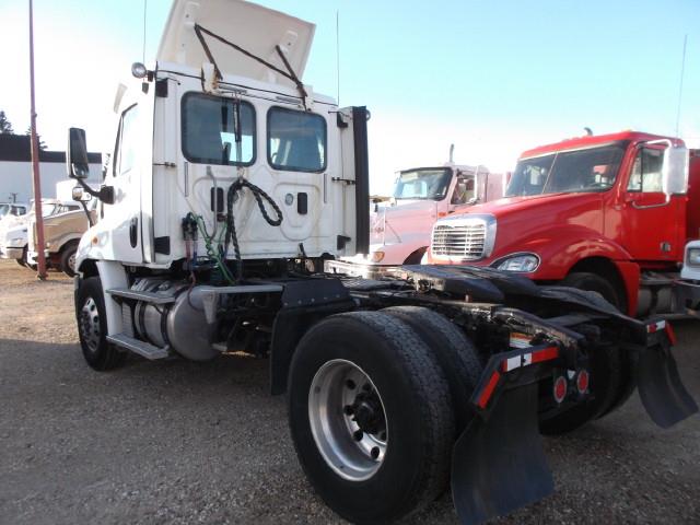 Image #3 (2015 FREIGHTLINER CASCADIA S/A 5TH WHEEL TRUCK)